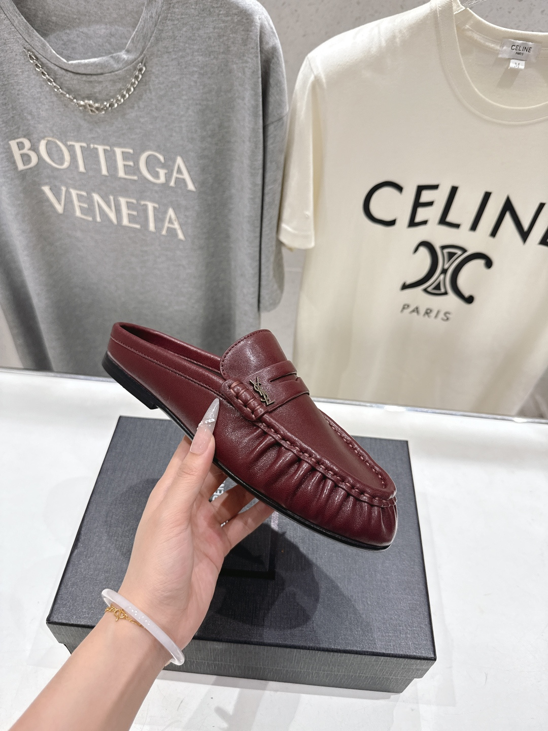 高版本出厂 半托   SAINT LAURENT/圣罗兰YSL 26ss爆款平底玛丽珍一脚蹬乐福鞋半包拖