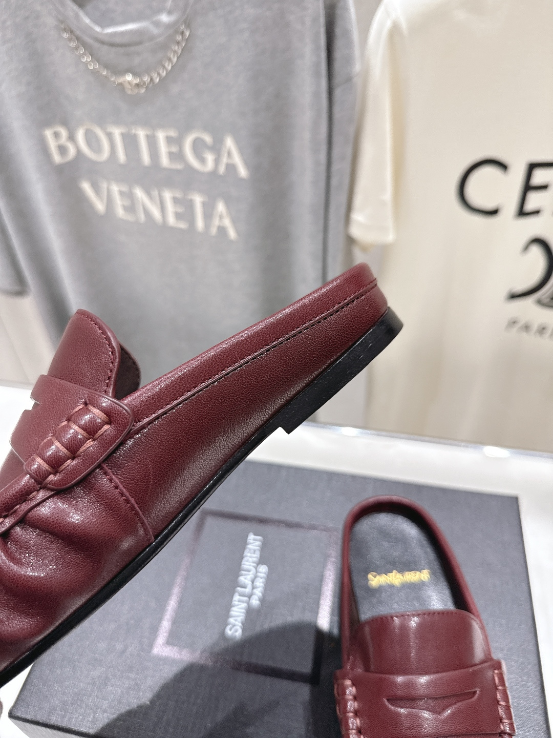 高版本出厂 半托   SAINT LAURENT/圣罗兰YSL 26ss爆款平底玛丽珍一脚蹬乐福鞋半包拖