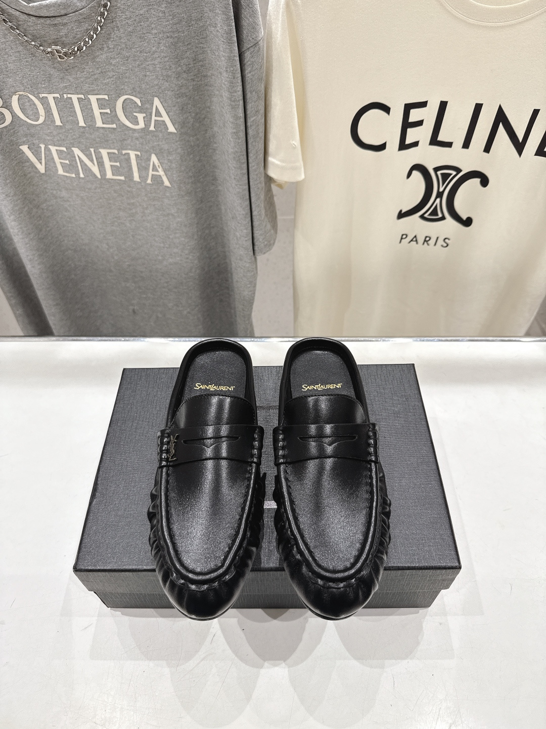 高版本出厂 半托   SAINT LAURENT/圣罗兰YSL 26ss爆款平底玛丽珍一脚蹬乐福鞋半包拖