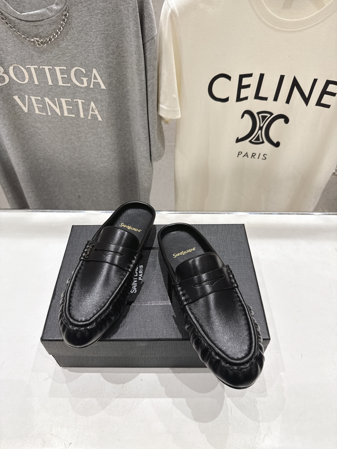 高版本出厂 半托   SAINT LAURENT/圣罗兰YSL 26ss爆款平底玛丽珍一脚蹬乐福鞋半包拖