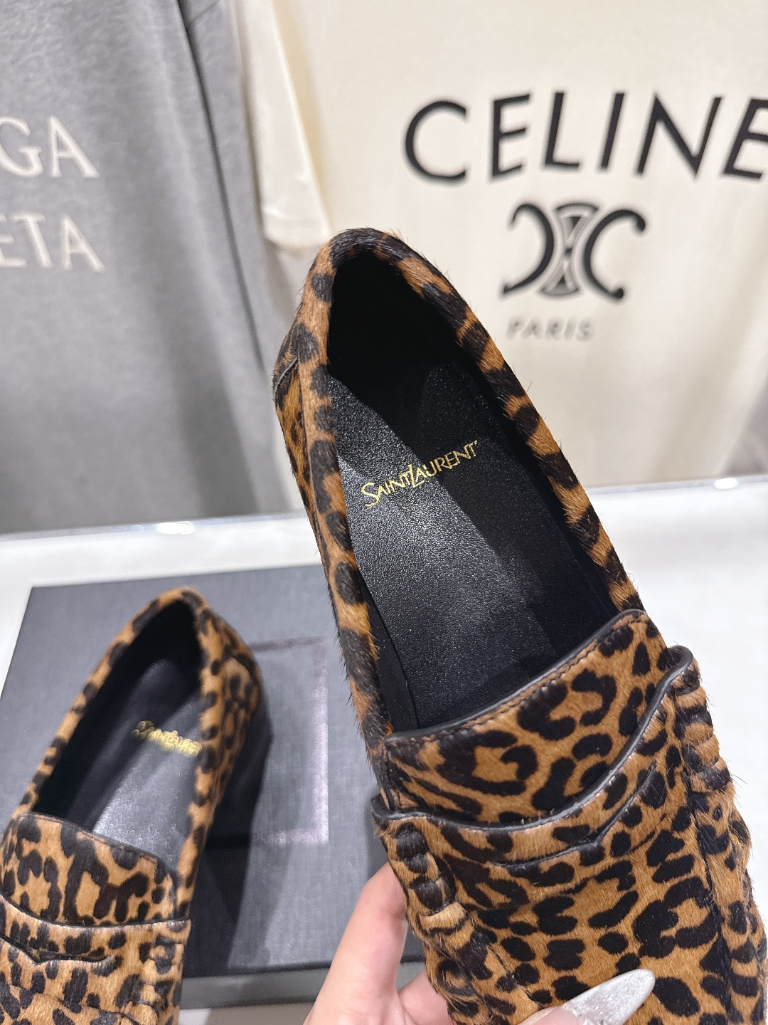 高版本出厂 男码+20   SAINT LAURENT/圣罗兰YSL 26ss爆款平底鞋情侣款玛丽珍一脚