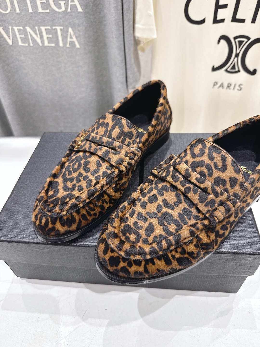 高版本出厂 男码+20   SAINT LAURENT/圣罗兰YSL 26ss爆款平底鞋情侣款玛丽珍一脚