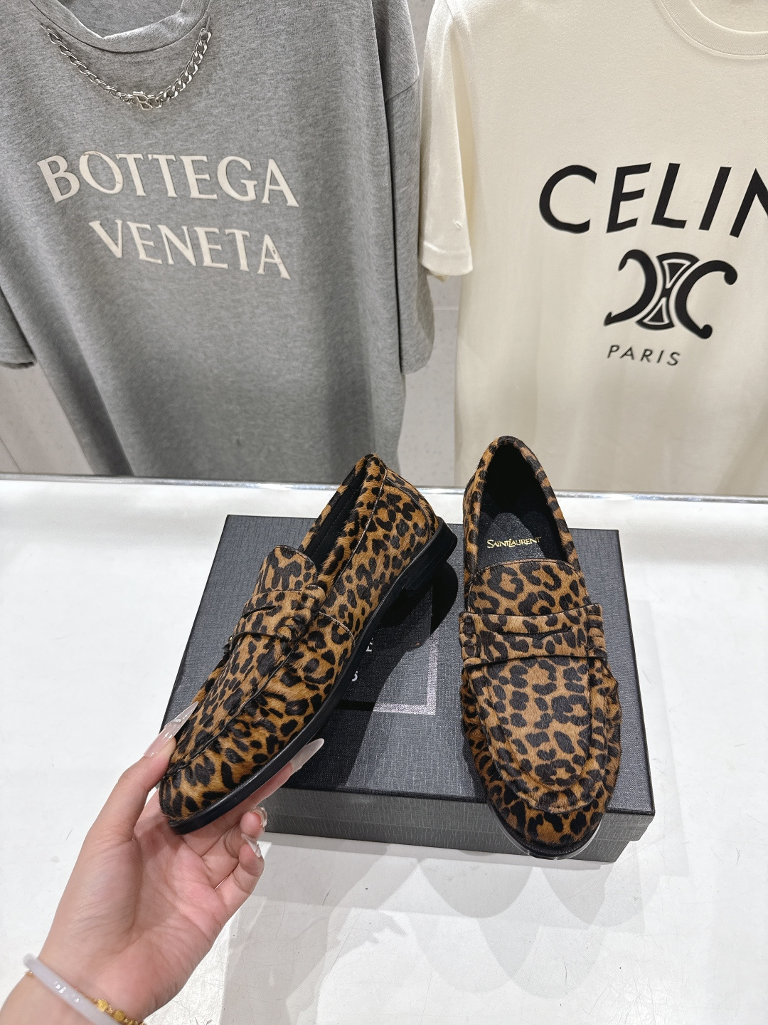 高版本出厂 男码+20   SAINT LAURENT/圣罗兰YSL 26ss爆款平底鞋情侣款玛丽珍一脚