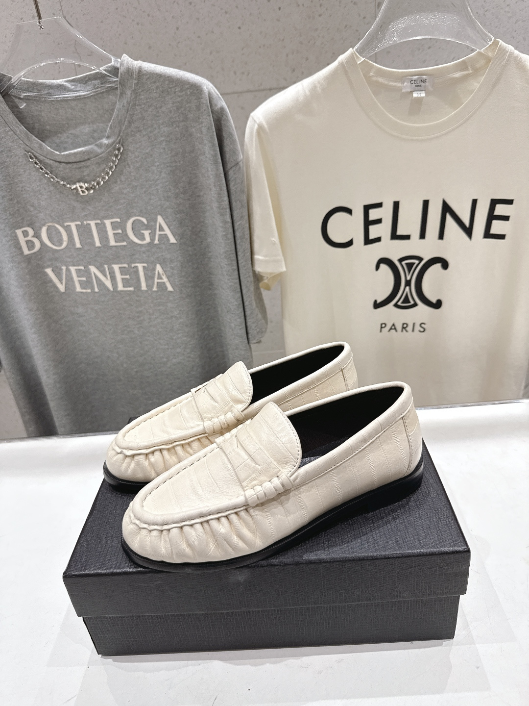 高版本出厂 男码+20   SAINT LAURENT/圣罗兰YSL 26ss爆款平底鞋情侣款玛丽珍一脚