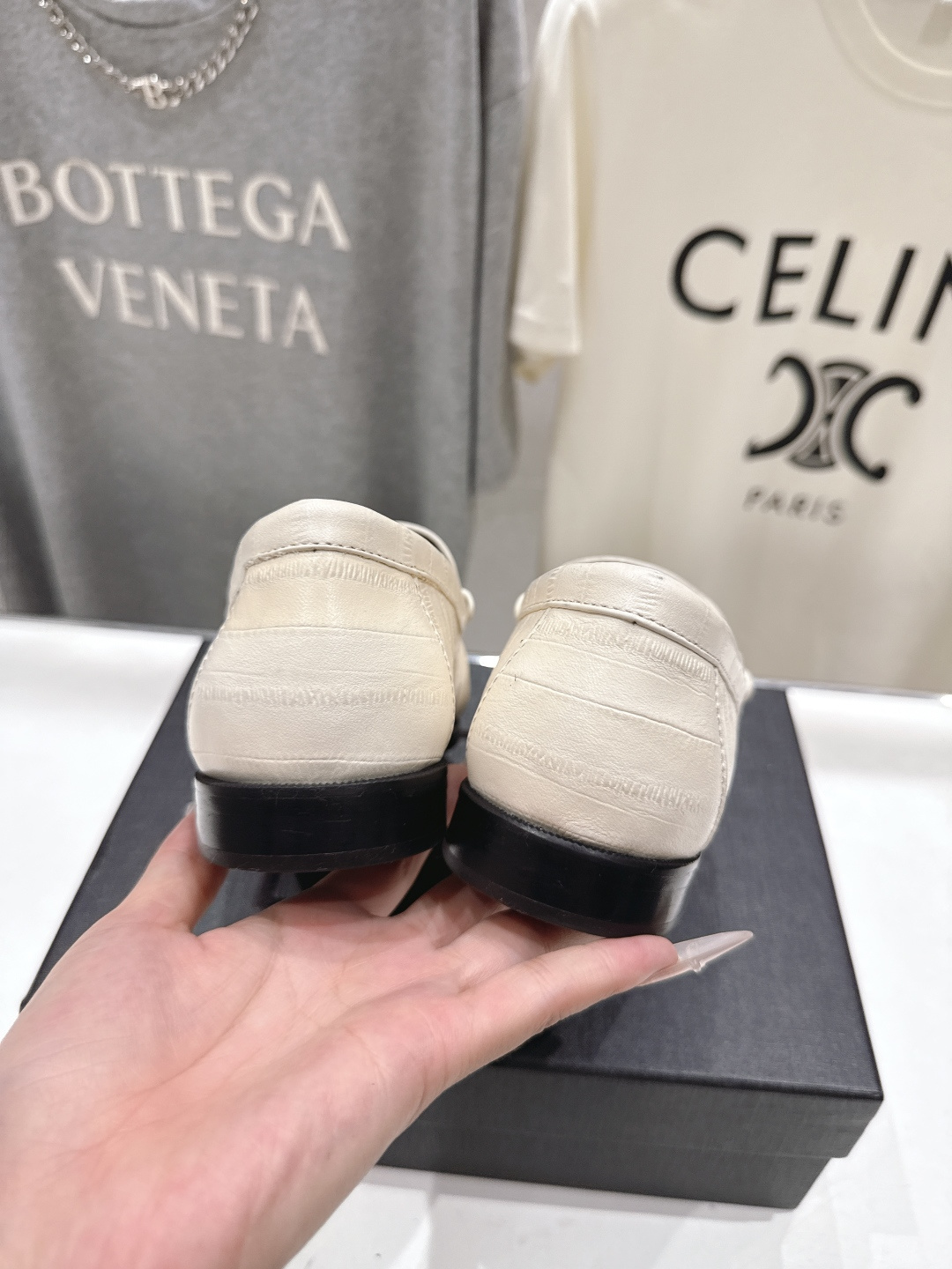 高版本出厂 男码+20   SAINT LAURENT/圣罗兰YSL 26ss爆款平底鞋情侣款玛丽珍一脚