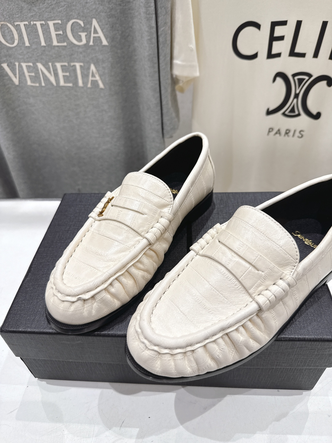 高版本出厂 男码+20   SAINT LAURENT/圣罗兰YSL 26ss爆款平底鞋情侣款玛丽珍一脚