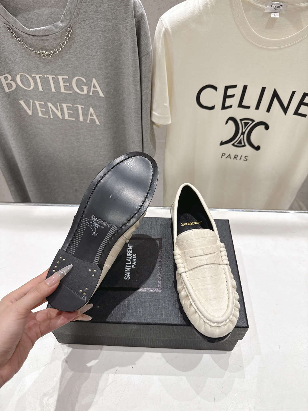 高版本出厂 男码+20   SAINT LAURENT/圣罗兰YSL 26ss爆款平底鞋情侣款玛丽珍一脚