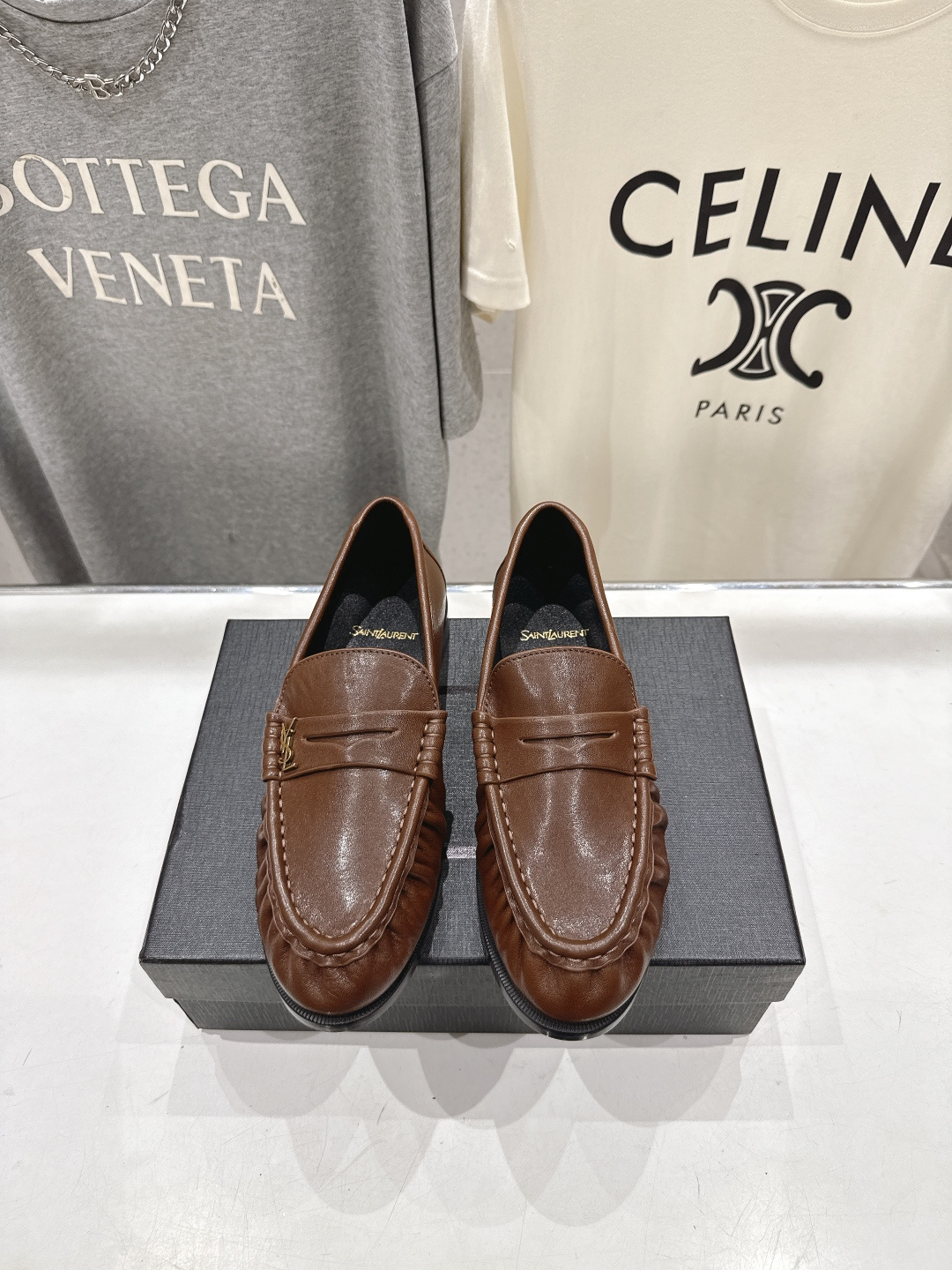 高版本出厂 男码+20   SAINT LAURENT/圣罗兰YSL 26ss爆款平底鞋情侣款玛丽珍一脚