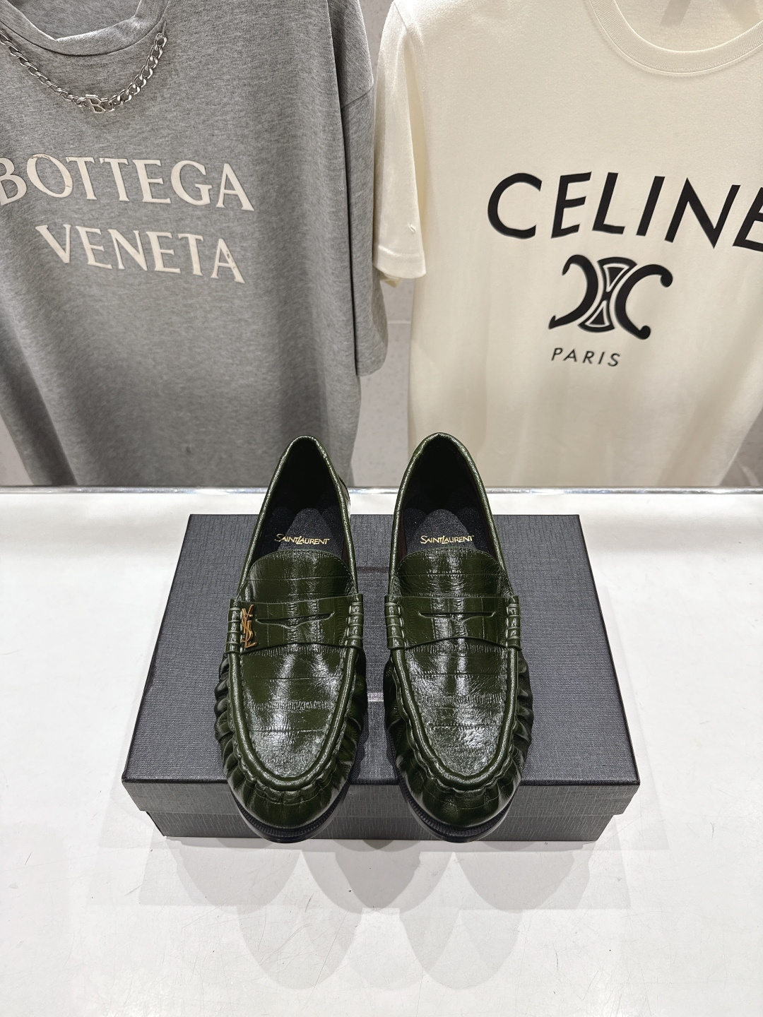 高版本出厂 男码+20   SAINT LAURENT/圣罗兰YSL 26ss爆款平底鞋情侣款玛丽珍一脚