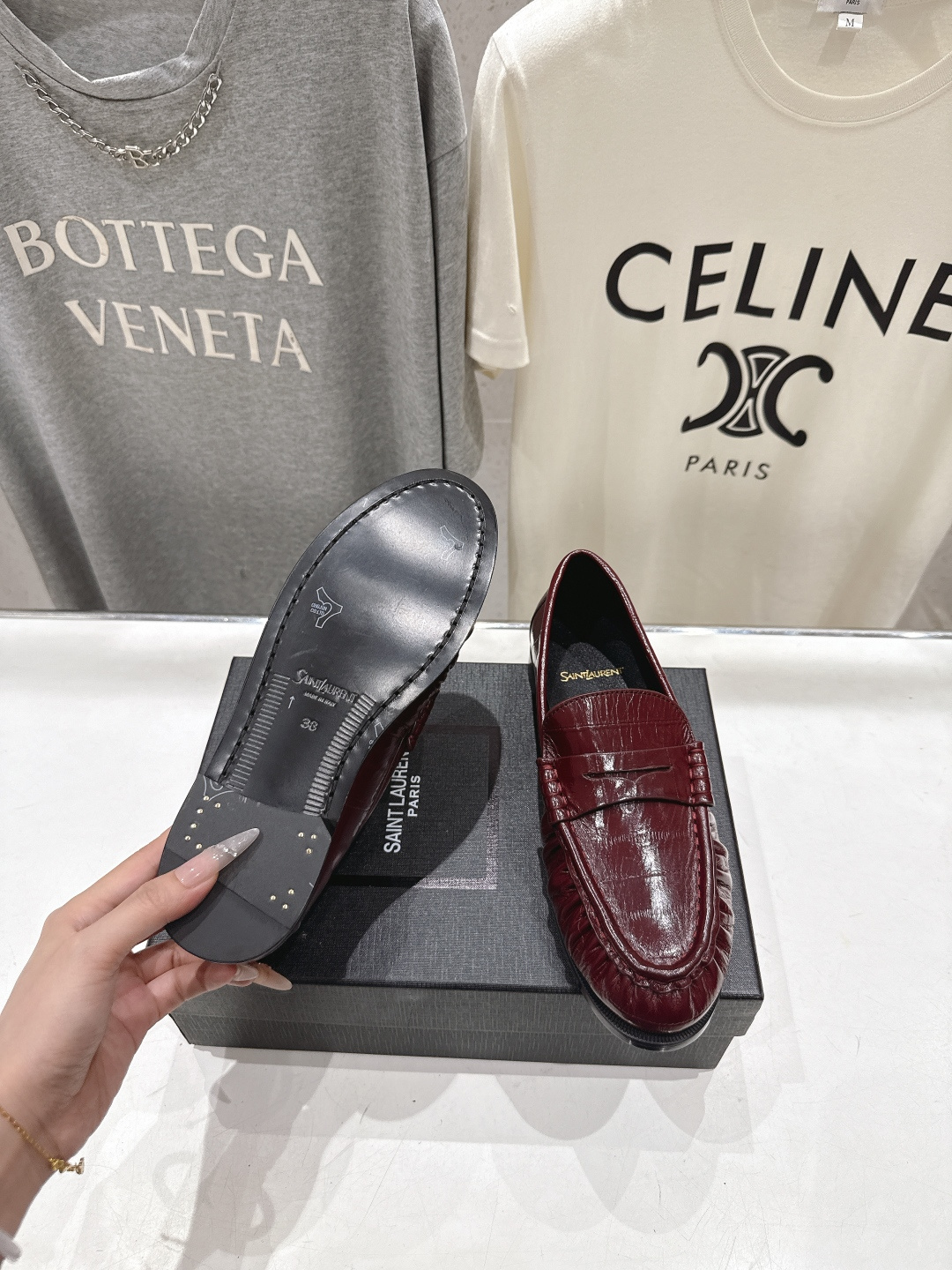 高版本出厂 男码+20   SAINT LAURENT/圣罗兰YSL 26ss爆款平底鞋情侣款玛丽珍一脚