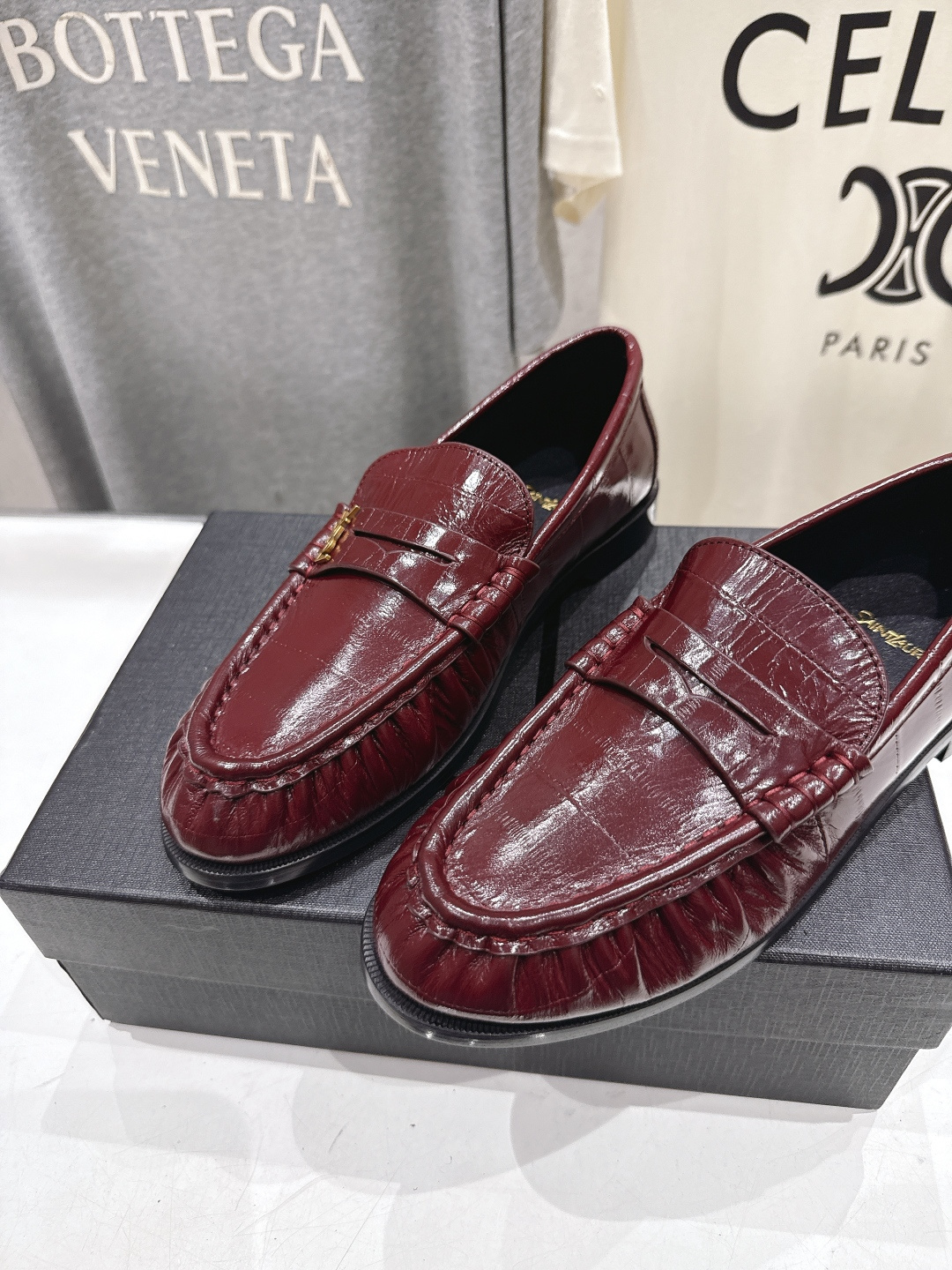 高版本出厂 男码+20   SAINT LAURENT/圣罗兰YSL 26ss爆款平底鞋情侣款玛丽珍一脚