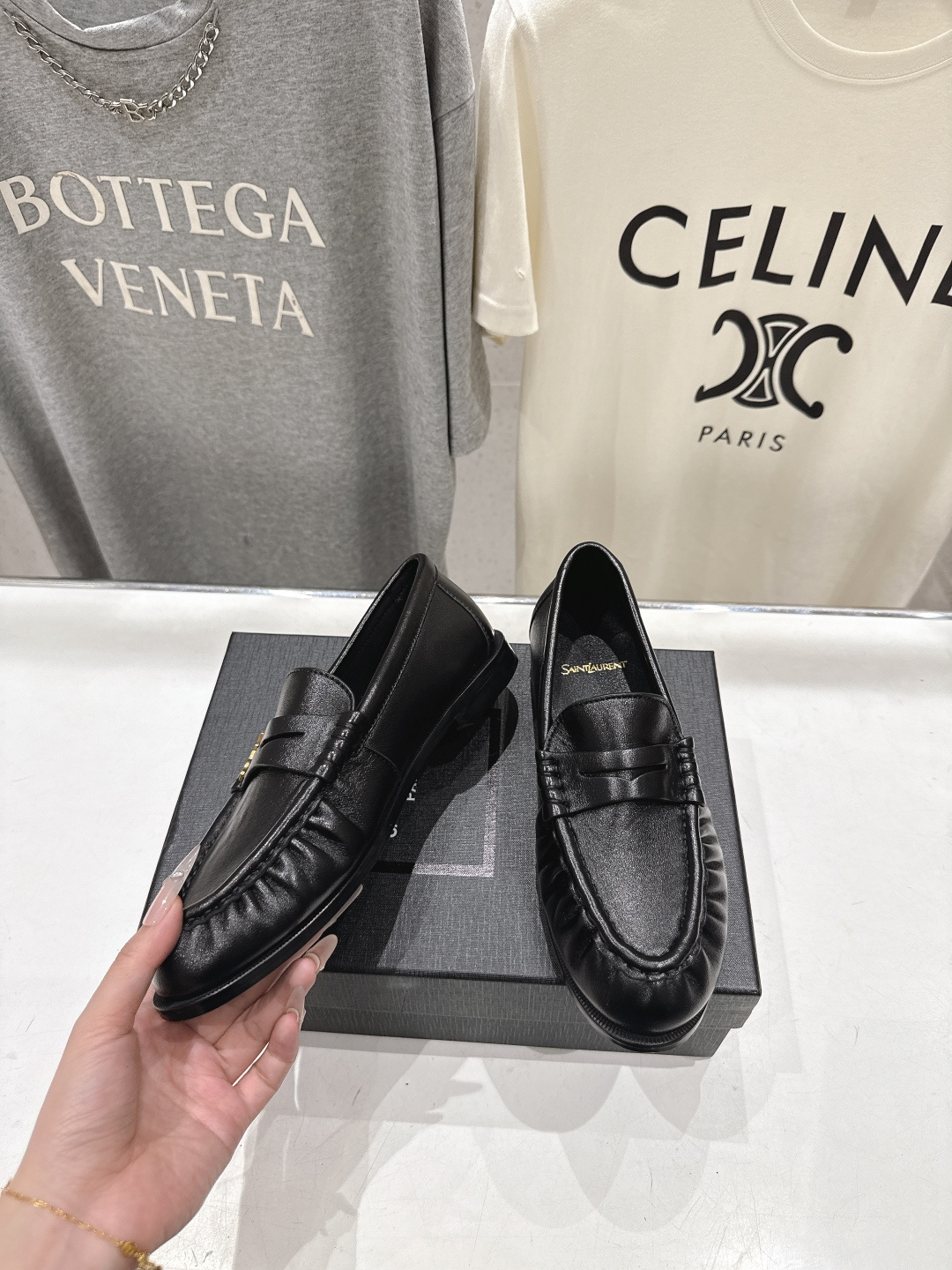 高版本出厂 男码+20   SAINT LAURENT/圣罗兰YSL 26ss爆款平底鞋情侣款玛丽珍一脚