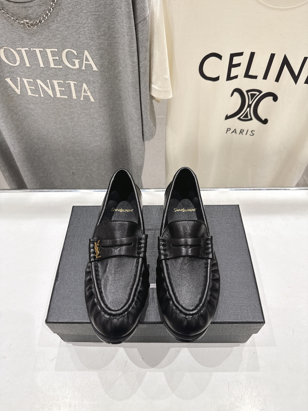 高版本出厂 男码+20   SAINT LAURENT/圣罗兰YSL 26ss爆款平底鞋情侣款玛丽珍一脚