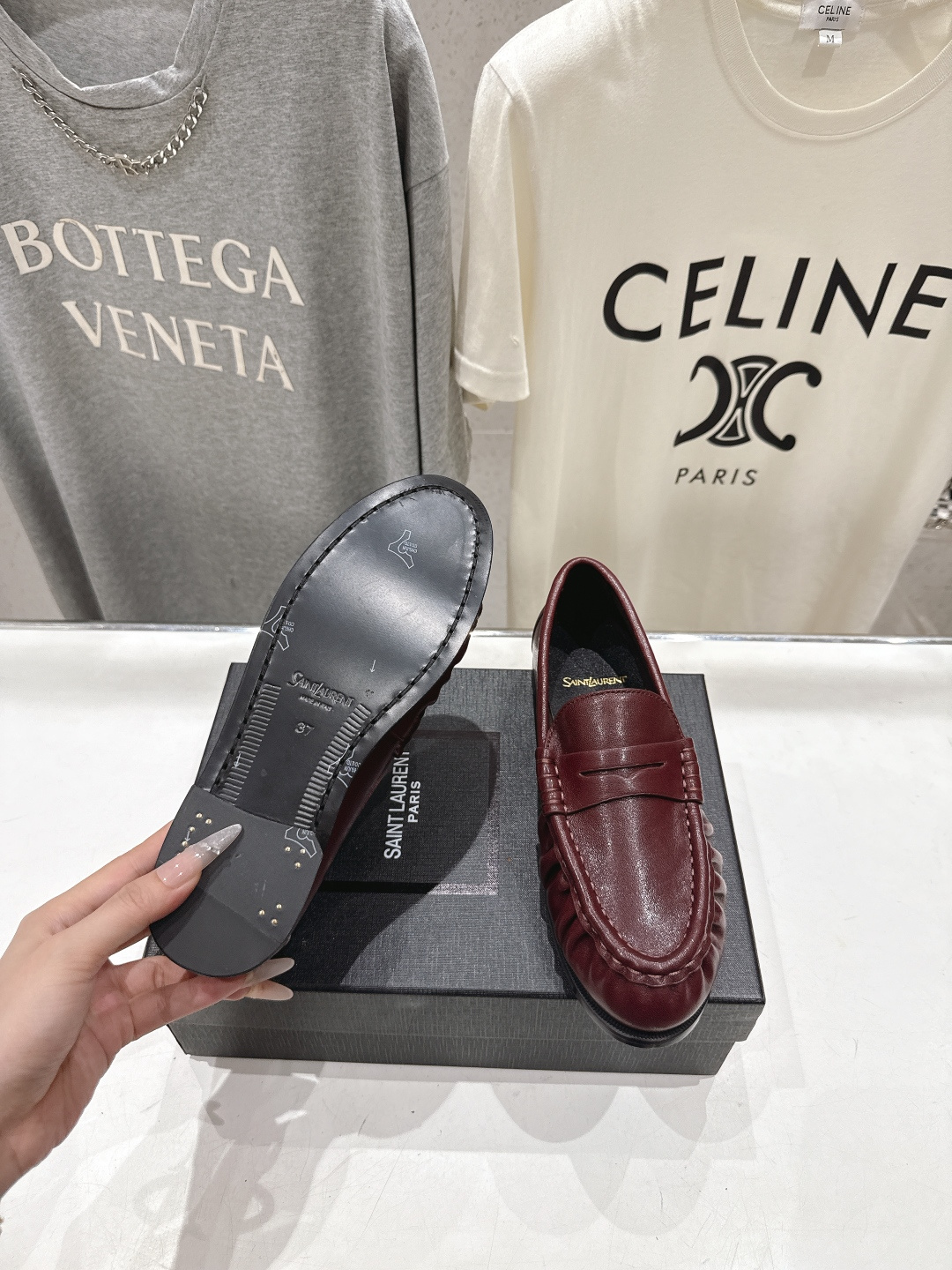 高版本出厂 男码+20   SAINT LAURENT/圣罗兰YSL 26ss爆款平底鞋情侣款玛丽珍一脚
