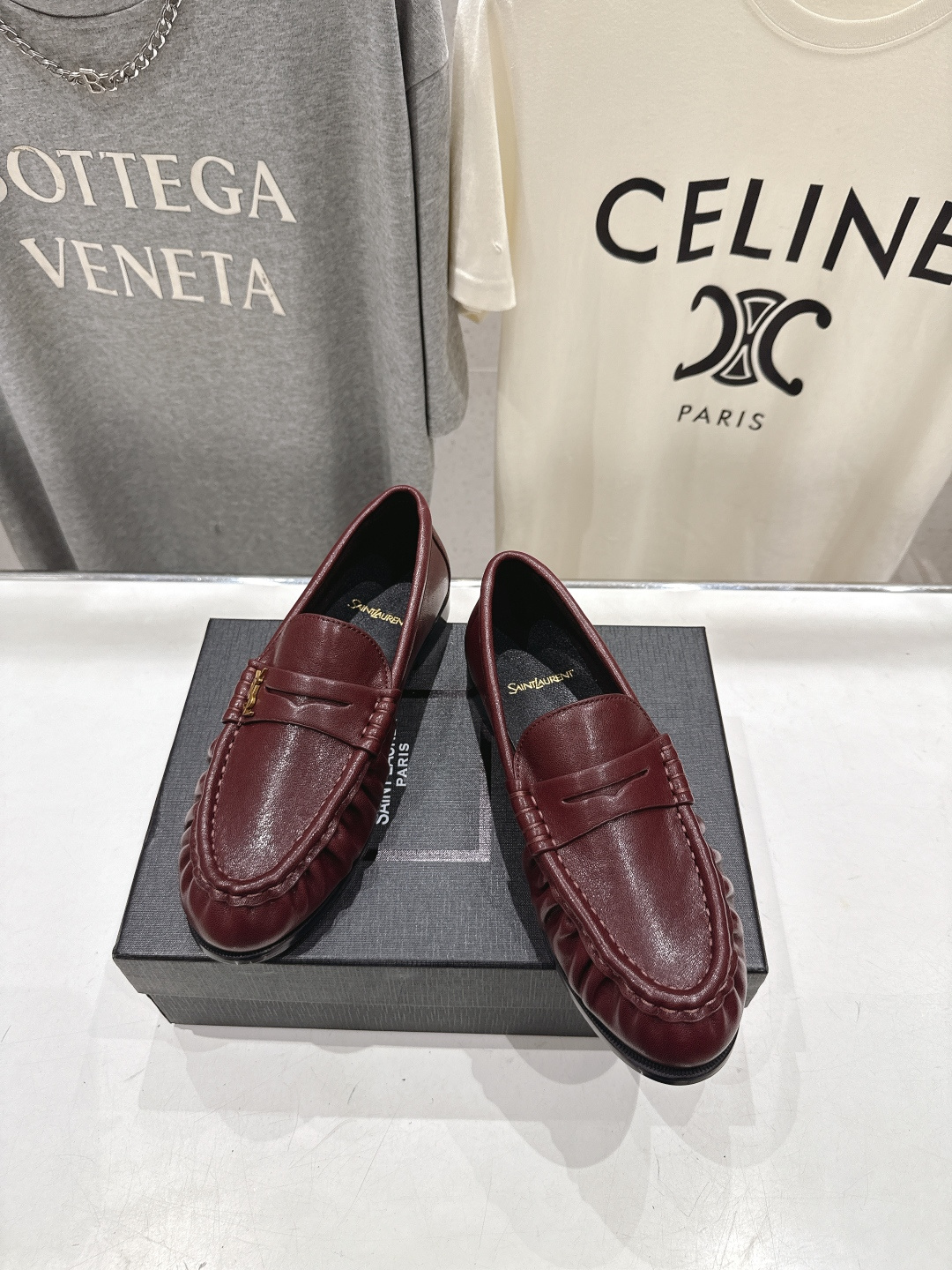高版本出厂 男码+20   SAINT LAURENT/圣罗兰YSL 26ss爆款平底鞋情侣款玛丽珍一脚