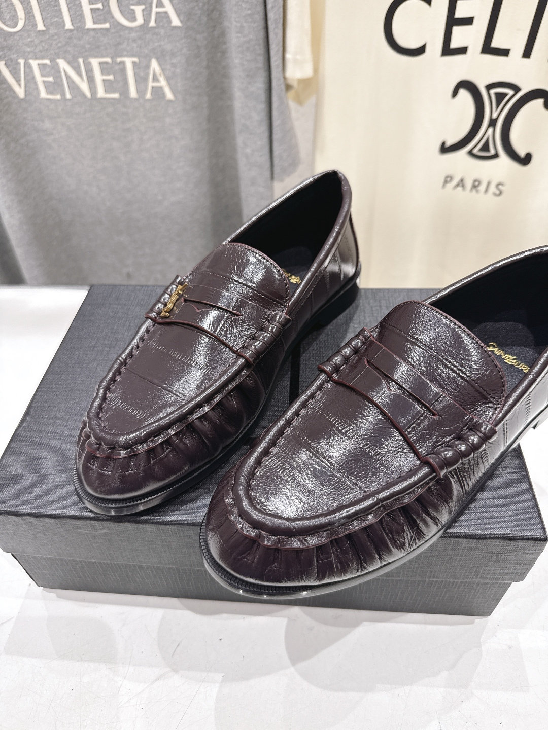 高版本出厂 男码+20   SAINT LAURENT/圣罗兰YSL 26ss爆款平底鞋情侣款玛丽珍一脚
