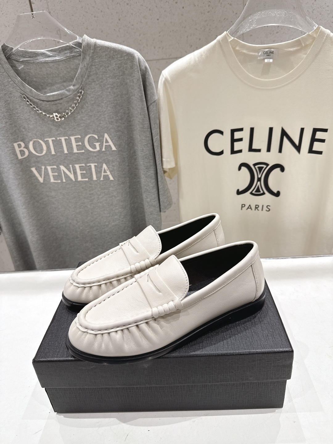 高版本出厂 男码+20   SAINT LAURENT/圣罗兰YSL 26ss爆款平底鞋情侣款玛丽珍一脚
