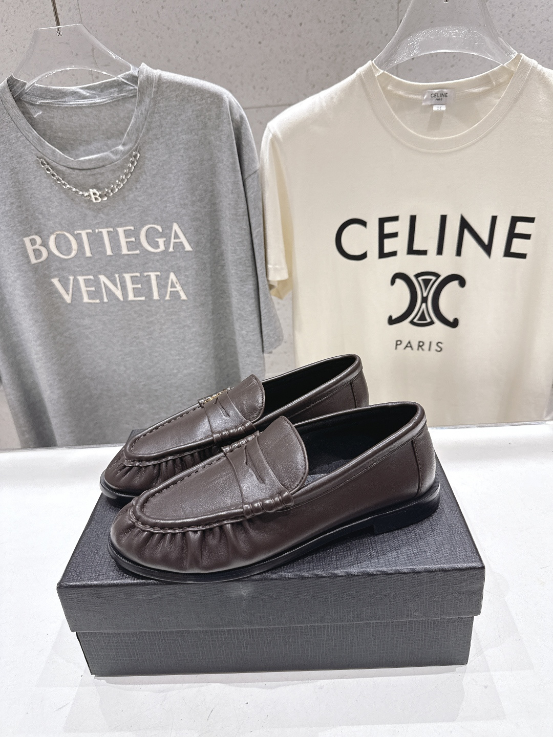 高版本出厂 男码+20   SAINT LAURENT/圣罗兰YSL 26ss爆款平底鞋情侣款玛丽珍一脚