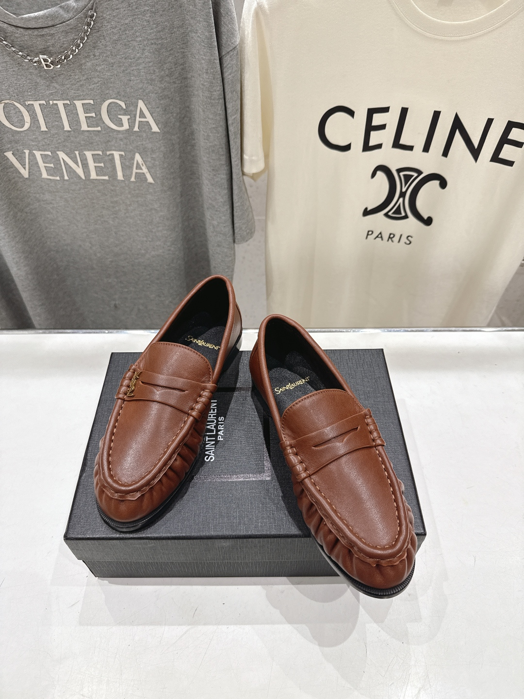 高版本出厂 男码+20   SAINT LAURENT/圣罗兰YSL 26ss爆款平底鞋情侣款玛丽珍一脚