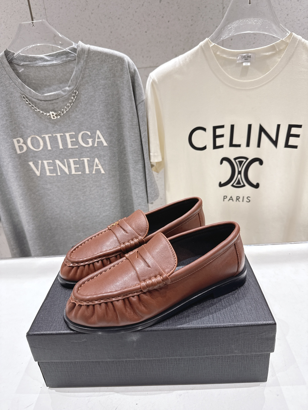 高版本出厂 男码+20   SAINT LAURENT/圣罗兰YSL 26ss爆款平底鞋情侣款玛丽珍一脚