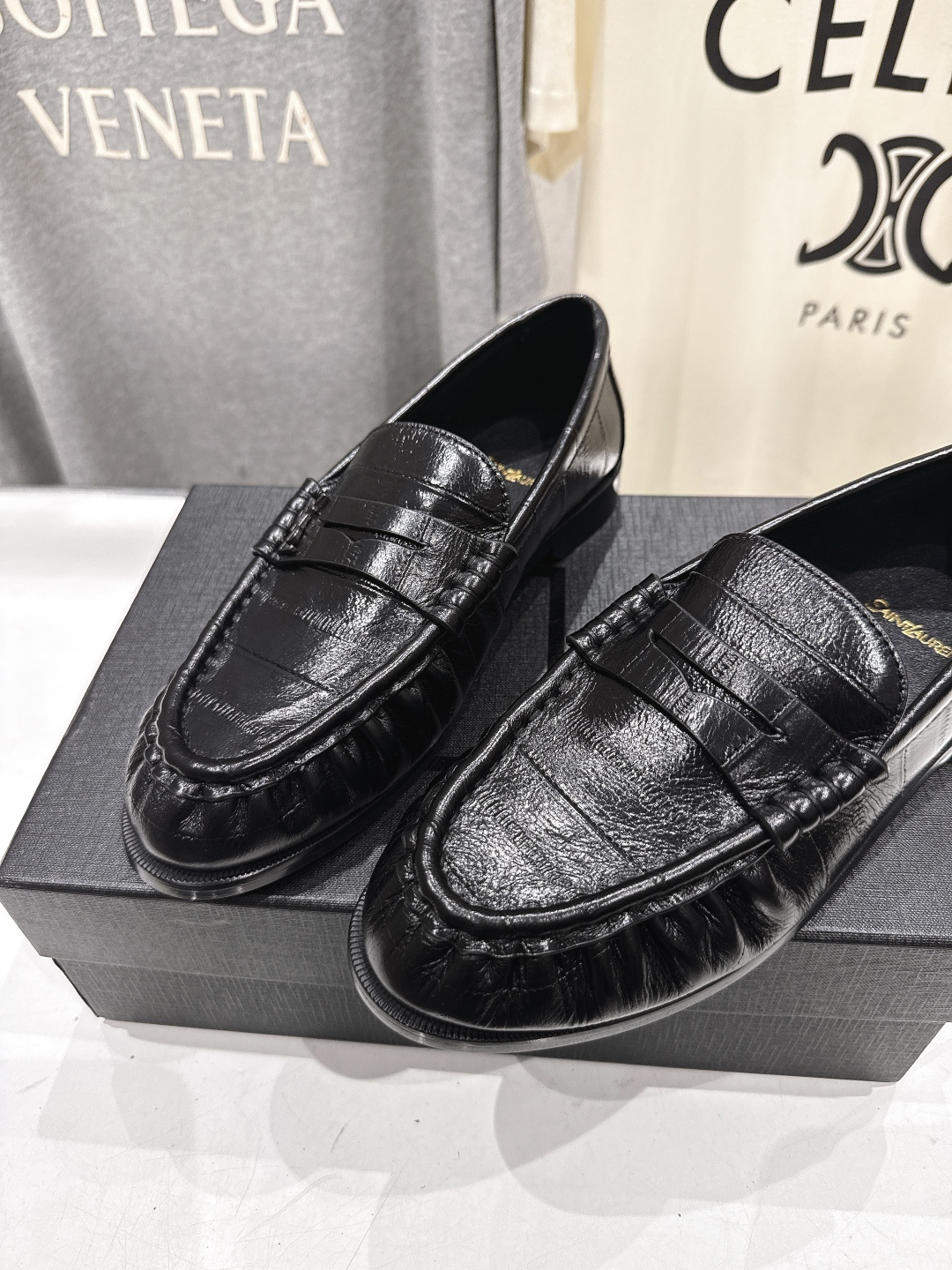 高版本出厂 男码+20   SAINT LAURENT/圣罗兰YSL 26ss爆款平底鞋情侣款玛丽珍一脚
