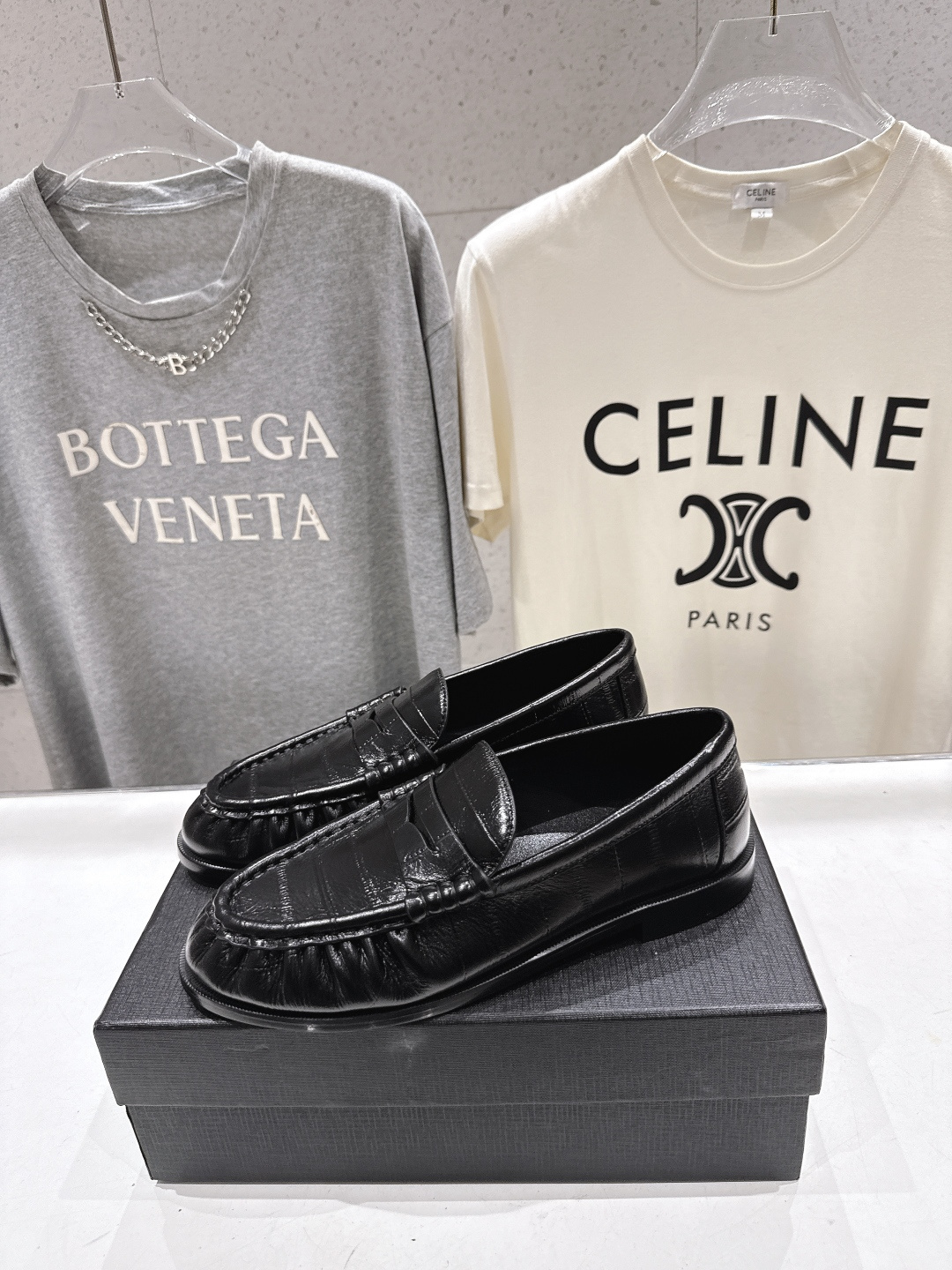 高版本出厂 男码+20   SAINT LAURENT/圣罗兰YSL 26ss爆款平底鞋情侣款玛丽珍一脚