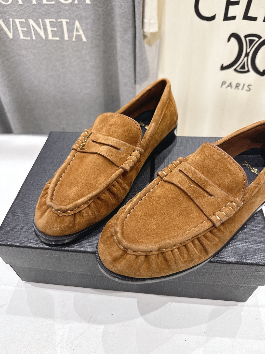 高版本出厂 男码+20   SAINT LAURENT/圣罗兰YSL 26ss爆款平底鞋情侣款玛丽珍一脚