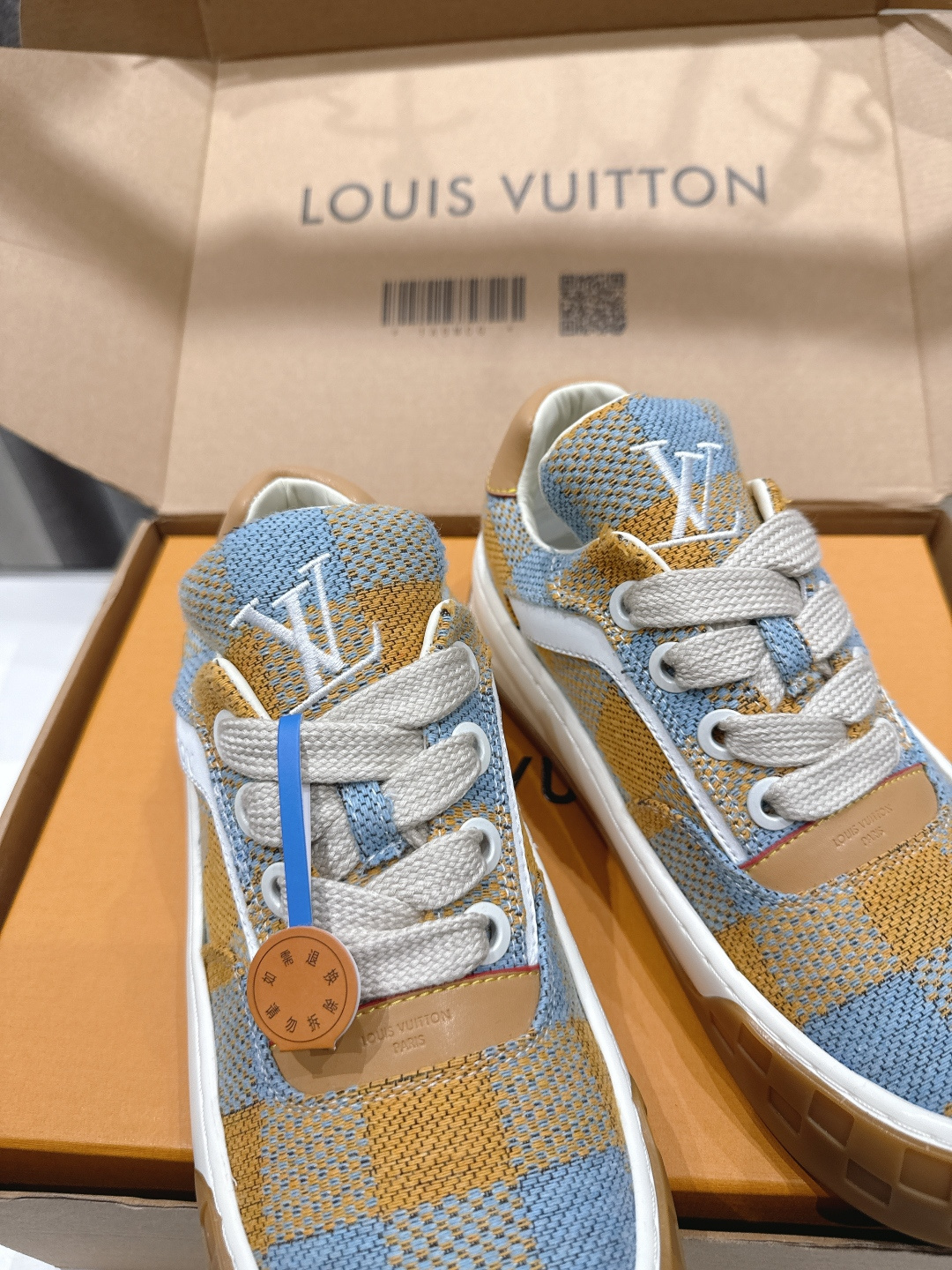 高版本出厂 情侣款  LOUIS VUITTON～LV路易威登F048 L家驴牌最新走秀款Tilted系