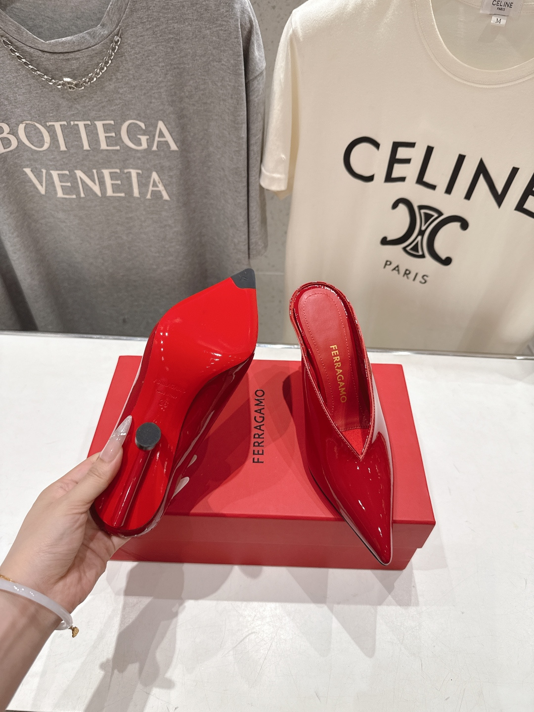高版本出厂  FERRAGAMO/菲拉格慕F065  26ss夏季新款尖头高跟半包拖鞋菲拉格慕今期高频曝