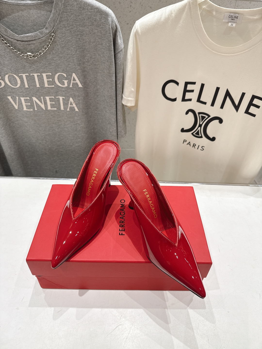 高版本出厂  FERRAGAMO/菲拉格慕F065  26ss夏季新款尖头高跟半包拖鞋菲拉格慕今期高频曝