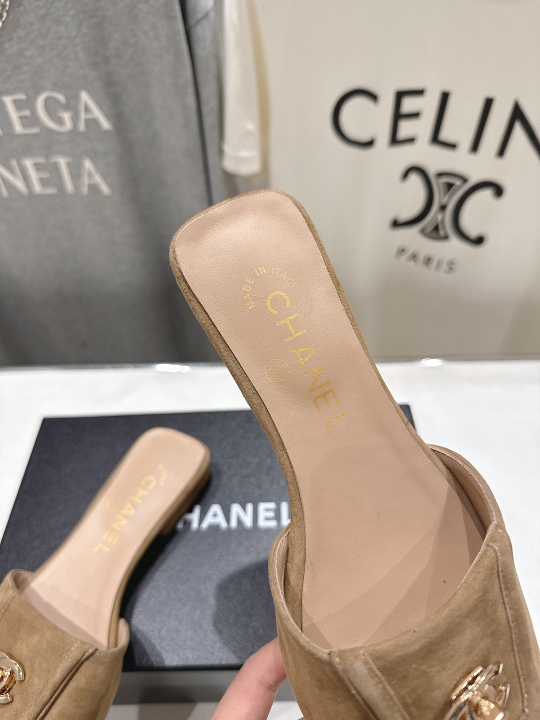 高版本出厂  CHANEL*香奈儿F016 小香2026/𝐒𝐒 𝐧𝐞𝐰夏季新品编织平底拖鞋这一季的拖鞋简