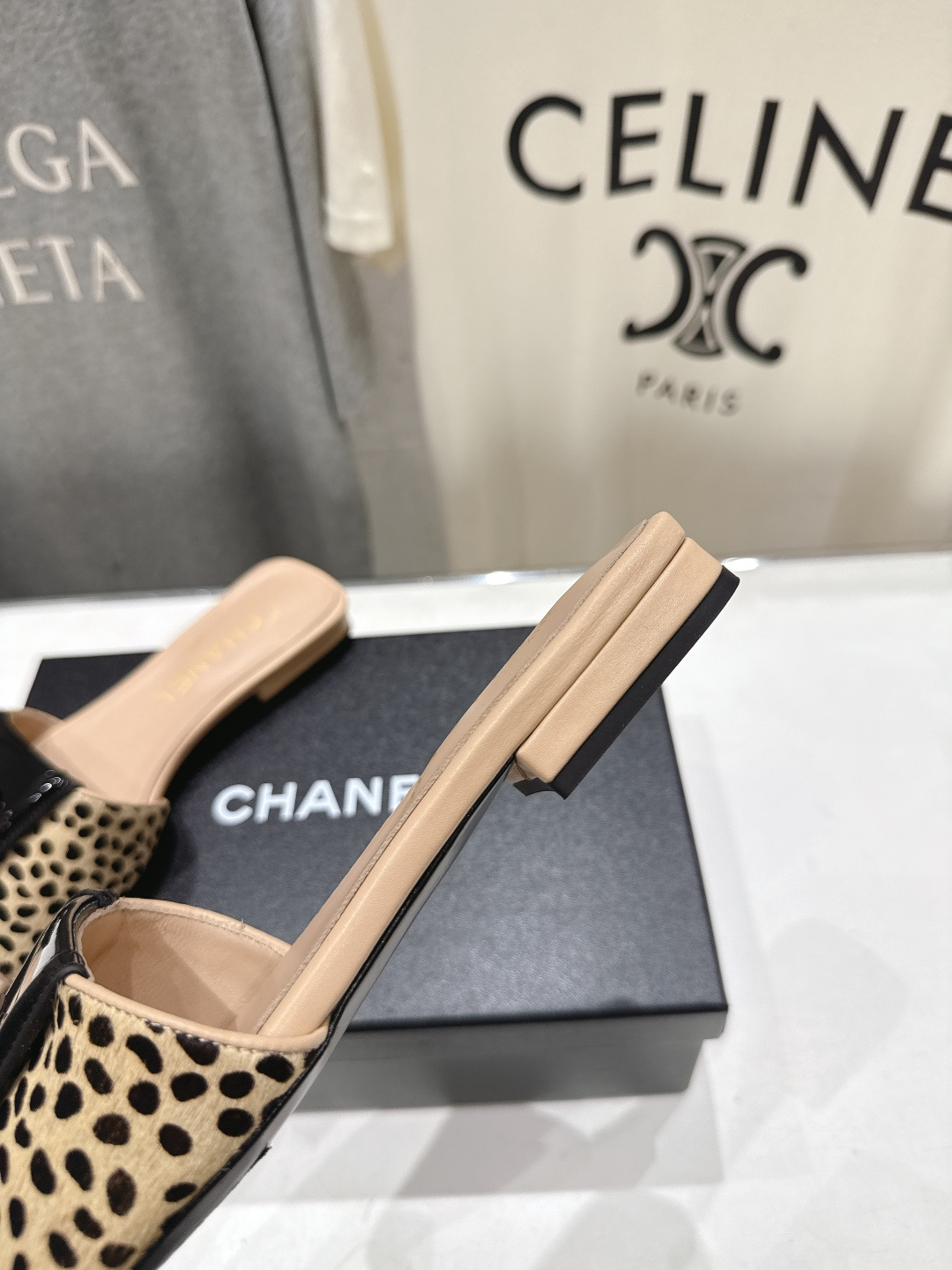 高版本出厂  CHANEL*香奈儿F016 小香2026/𝐒𝐒 𝐧𝐞𝐰夏季新品编织平底拖鞋这一季的拖鞋简