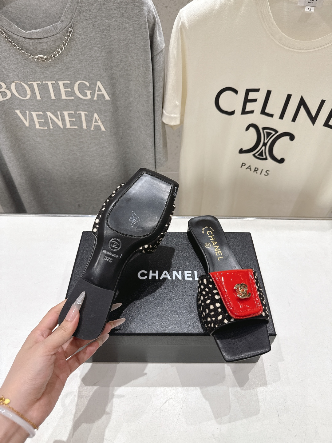 高版本出厂  CHANEL*香奈儿F016 小香2026/𝐒𝐒 𝐧𝐞𝐰夏季新品编织平底拖鞋这一季的拖鞋简