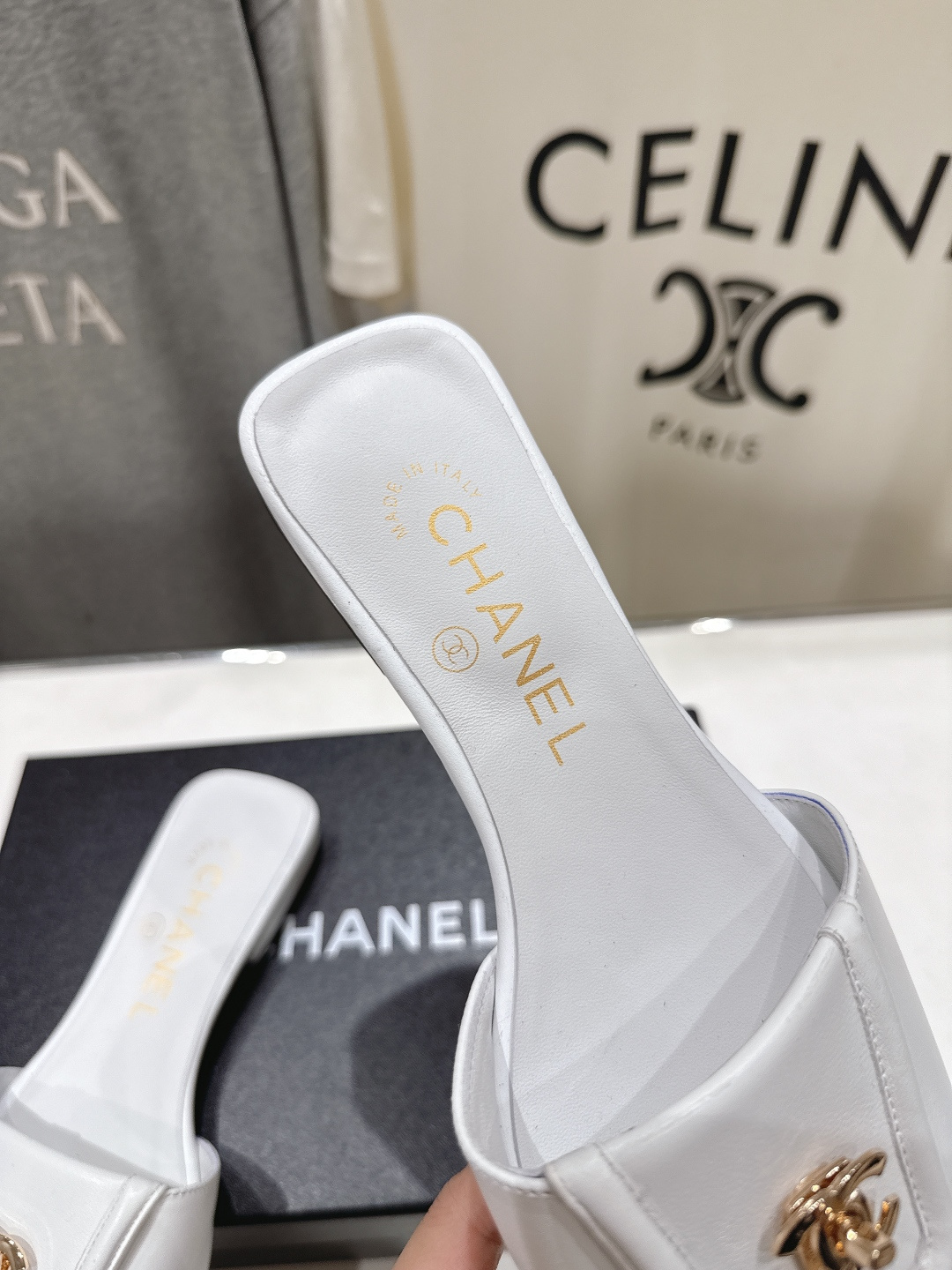 高版本出厂  CHANEL*香奈儿F016 小香2026/𝐒𝐒 𝐧𝐞𝐰夏季新品编织平底拖鞋这一季的拖鞋简