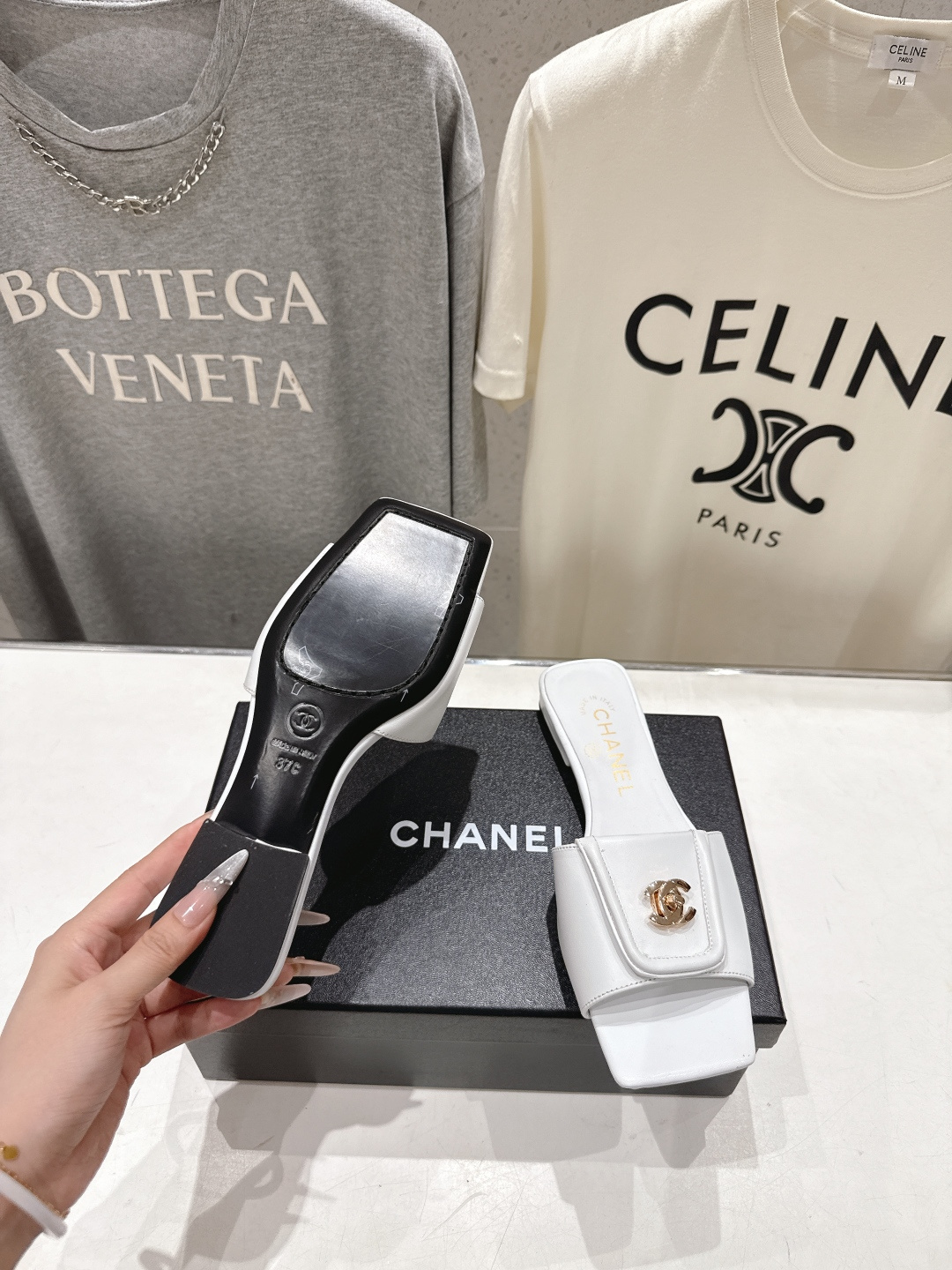 高版本出厂  CHANEL*香奈儿F016 小香2026/𝐒𝐒 𝐧𝐞𝐰夏季新品编织平底拖鞋这一季的拖鞋简