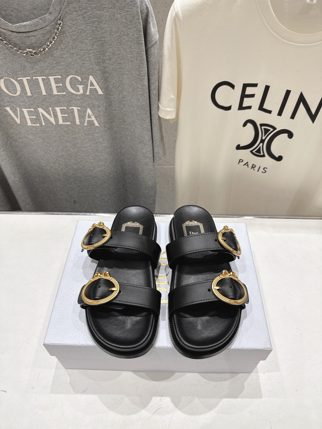 高版本出厂 【高品质】Dior*迪奥F019 D家2026ss春夏新款魔术贴沙滩拖鞋凉鞋～经典版型 搭配