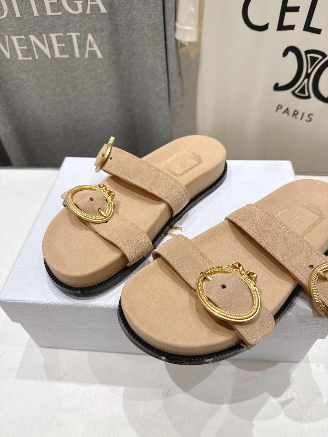 高版本出厂 【高品质】Dior*迪奥F019 D家2026ss春夏新款魔术贴沙滩拖鞋凉鞋～经典版型 搭配
