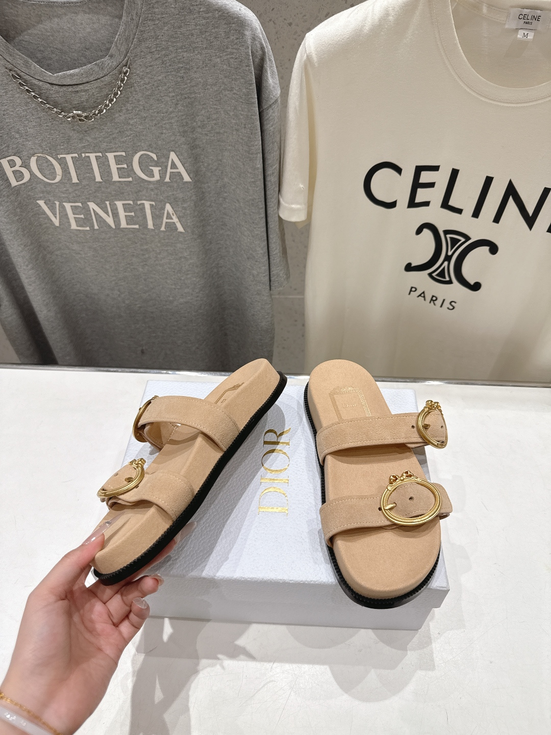 高版本出厂 【高品质】Dior*迪奥F019 D家2026ss春夏新款魔术贴沙滩拖鞋凉鞋～经典版型 搭配