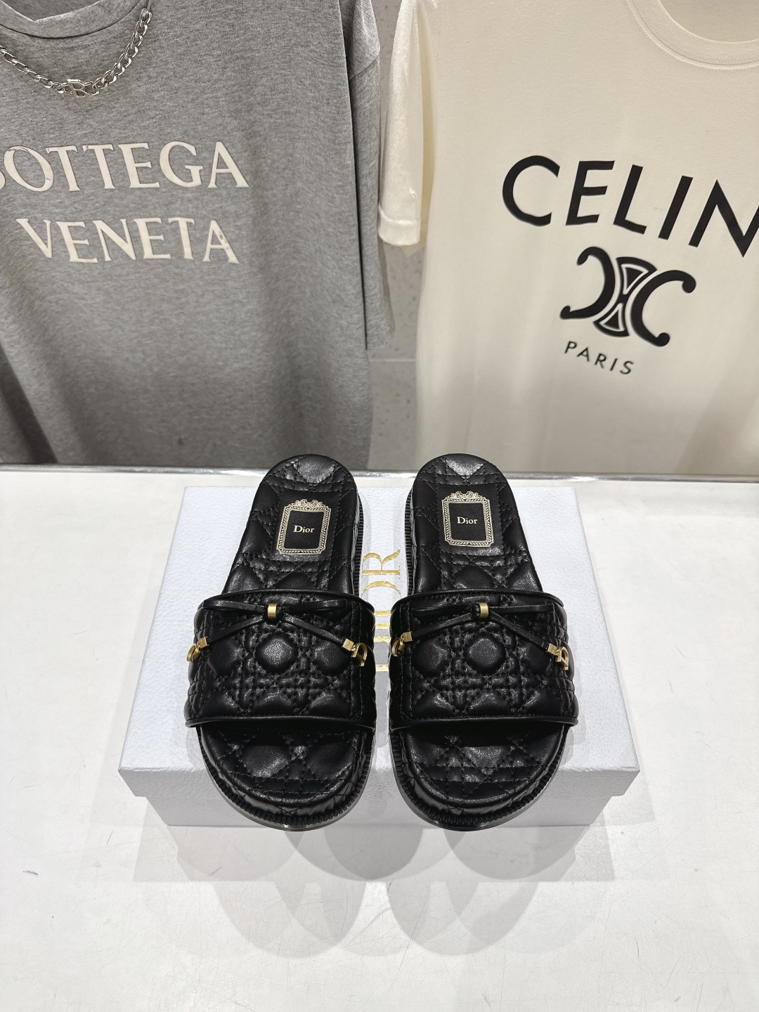 高版本出厂 【高品质】Dior*迪奥D家F019 2026ss夏季新款厚底沙滩拖鞋～经典版型 搭配贴合脚