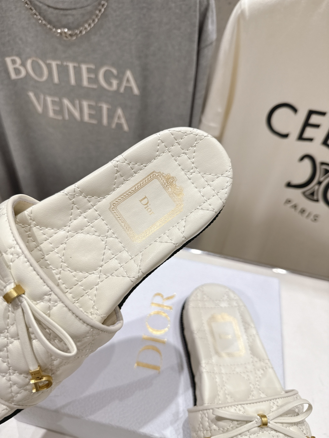 高版本出厂 【高品质】Dior*迪奥D家F019 2026ss夏季新款厚底沙滩拖鞋～经典版型 搭配贴合脚
