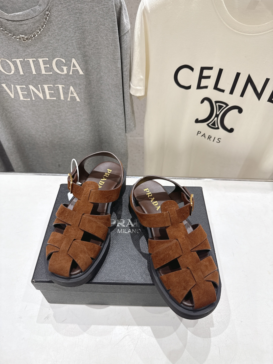 高版本出厂 Prada/普拉达F029 2026ss夏季新款复古风沙滩厚底凉鞋这个鞋型真的属于经典不会过