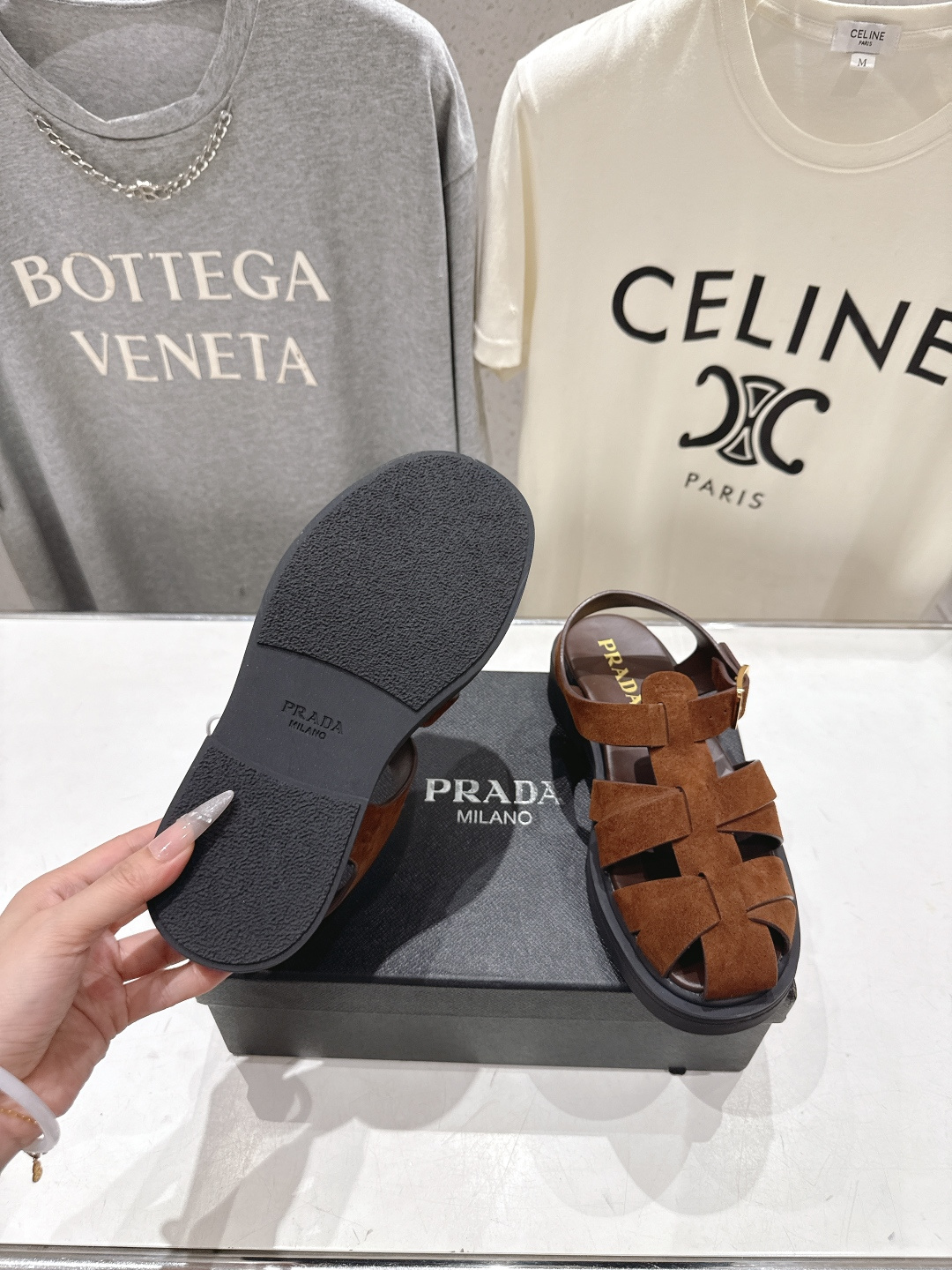 高版本出厂 Prada/普拉达F029 2026ss夏季新款复古风沙滩厚底凉鞋这个鞋型真的属于经典不会过