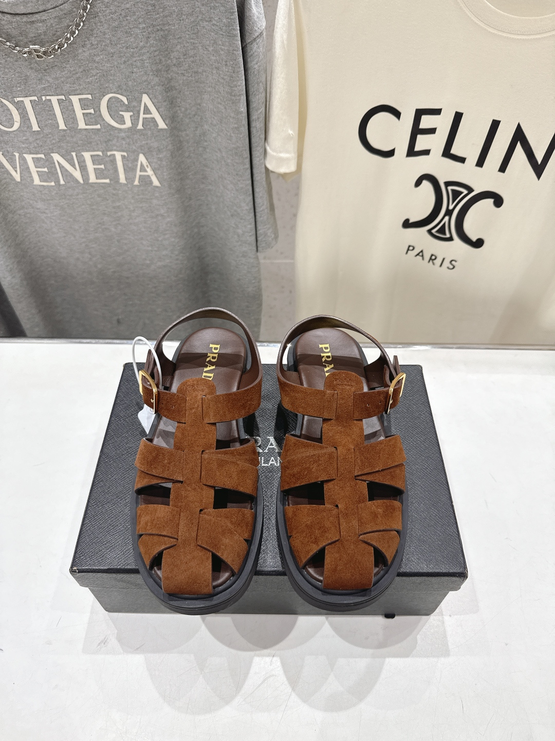 高版本出厂 Prada/普拉达F029 2026ss夏季新款复古风沙滩厚底凉鞋这个鞋型真的属于经典不会过