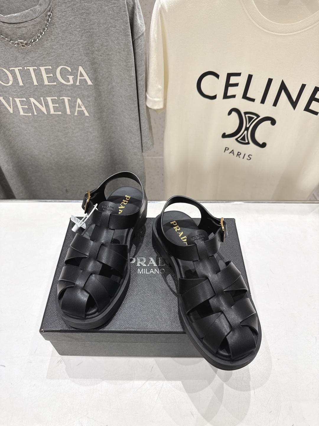 高版本出厂 Prada/普拉达F029 2026ss夏季新款复古风沙滩厚底凉鞋这个鞋型真的属于经典不会过