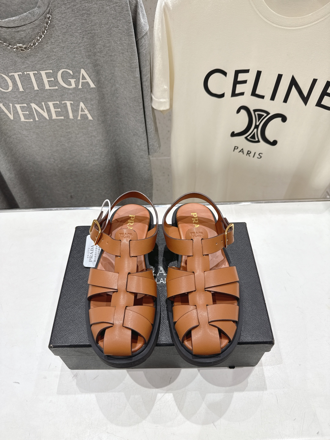高版本出厂 Prada/普拉达F029 2026ss夏季新款复古风沙滩厚底凉鞋这个鞋型真的属于经典不会过