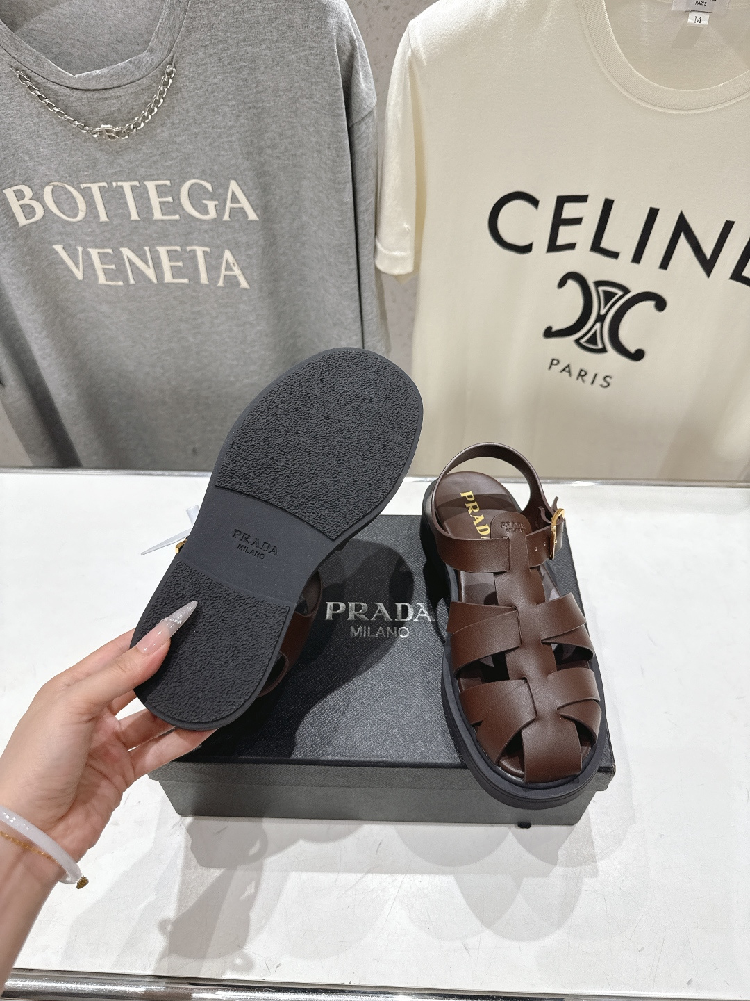 高版本出厂 Prada/普拉达F029 2026ss夏季新款复古风沙滩厚底凉鞋这个鞋型真的属于经典不会过