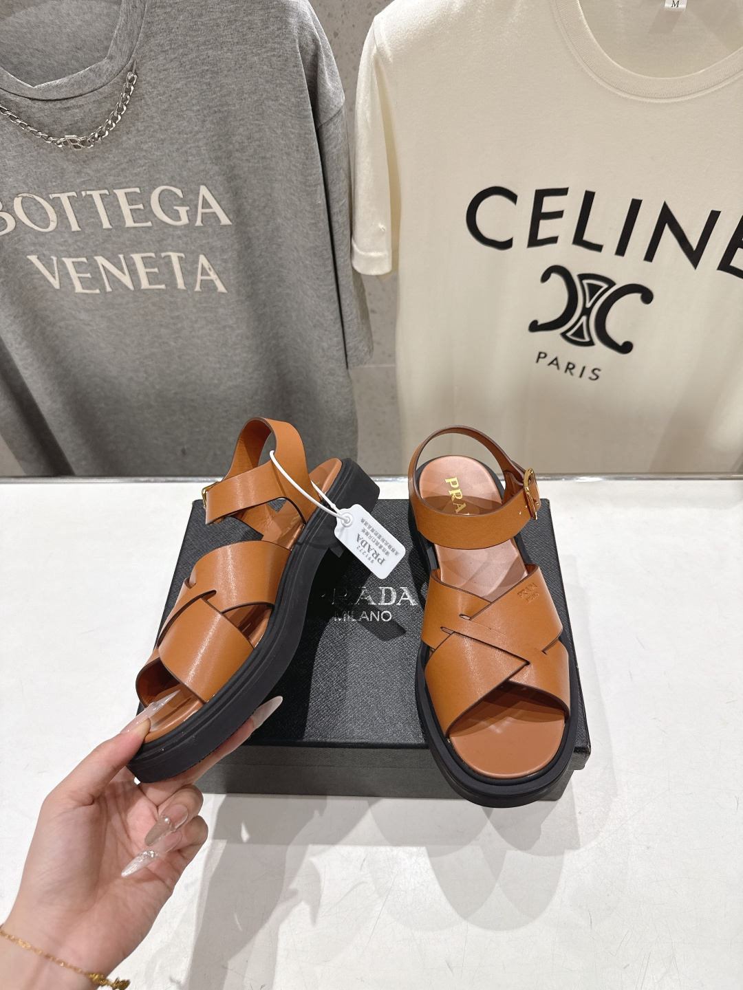 高版本出厂 Prada/普拉达F029 2026ss夏季新款复古风沙滩厚底凉鞋这个鞋型真的属于经典不会过