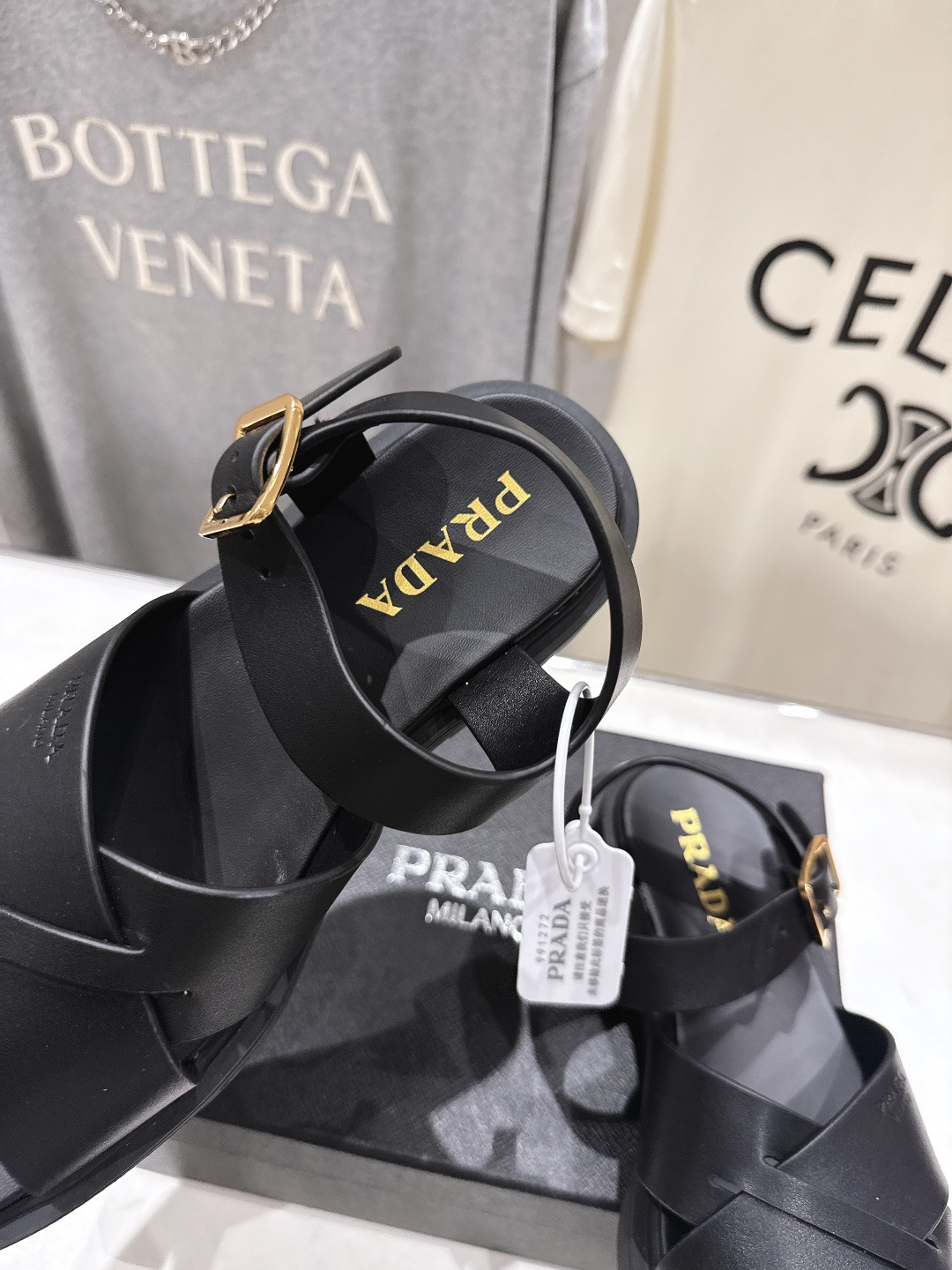 高版本出厂 Prada/普拉达F029 2026ss夏季新款复古风沙滩厚底凉鞋这个鞋型真的属于经典不会过