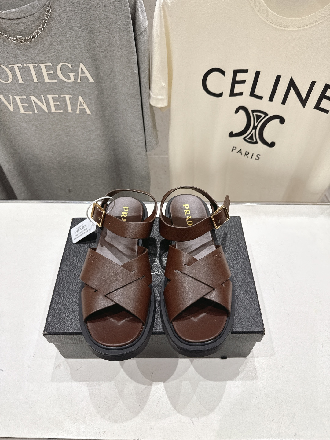 高版本出厂 Prada/普拉达F029 2026ss夏季新款复古风沙滩厚底凉鞋这个鞋型真的属于经典不会过