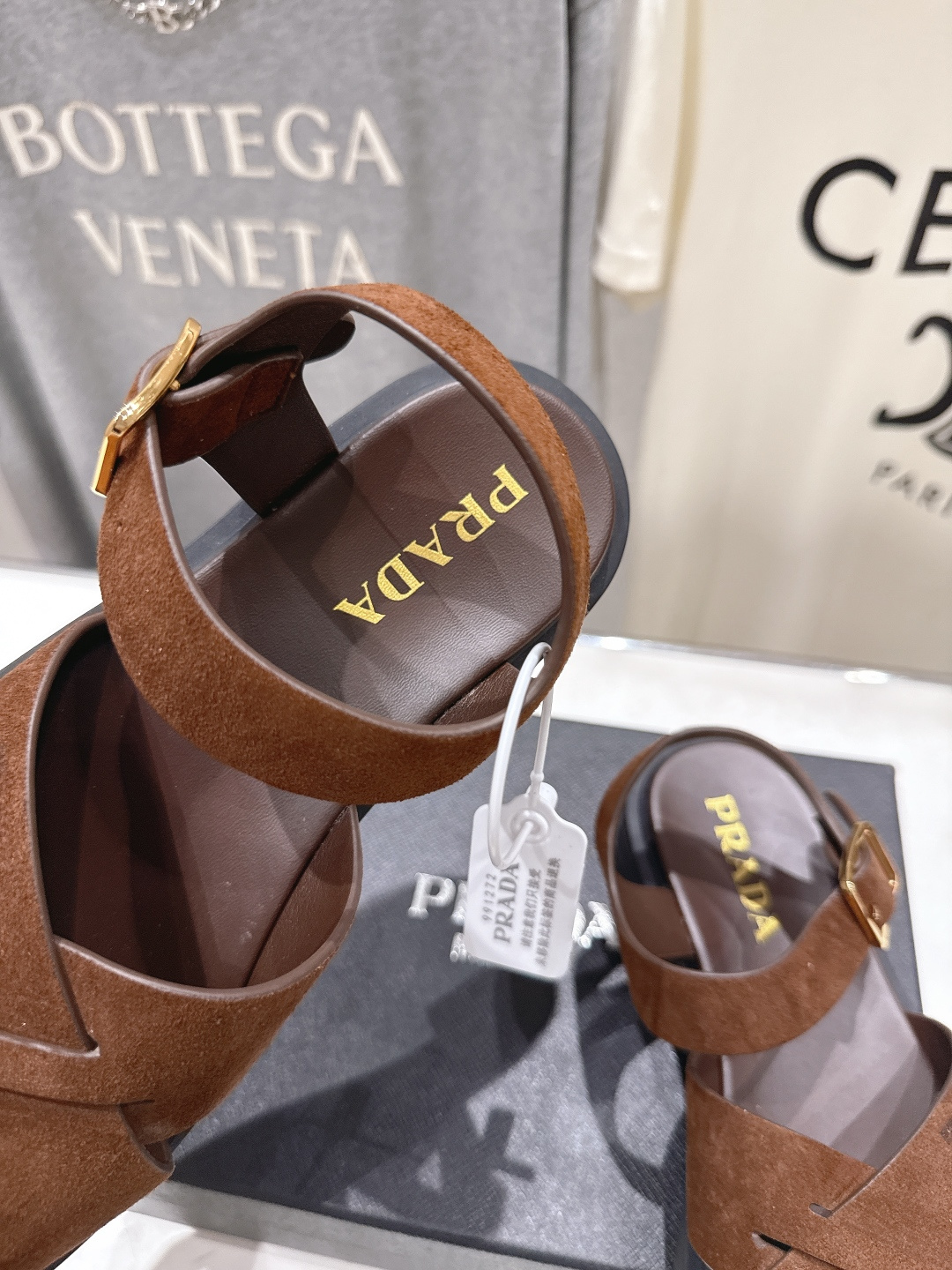 高版本出厂 Prada/普拉达F029 2026ss夏季新款复古风沙滩厚底凉鞋这个鞋型真的属于经典不会过